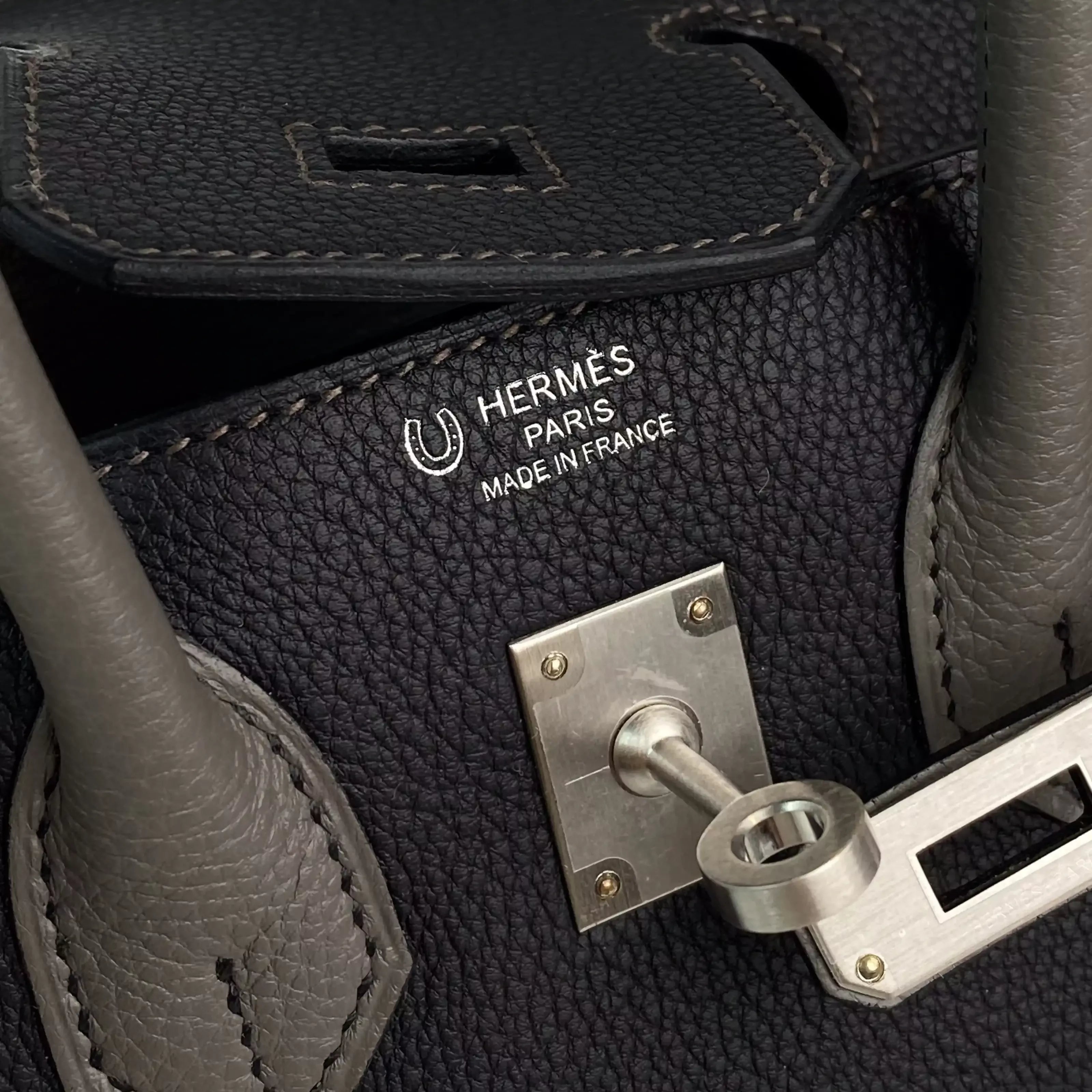 Hermes Birkin 25 Noir and Etoupe Togo Leather PHW 10