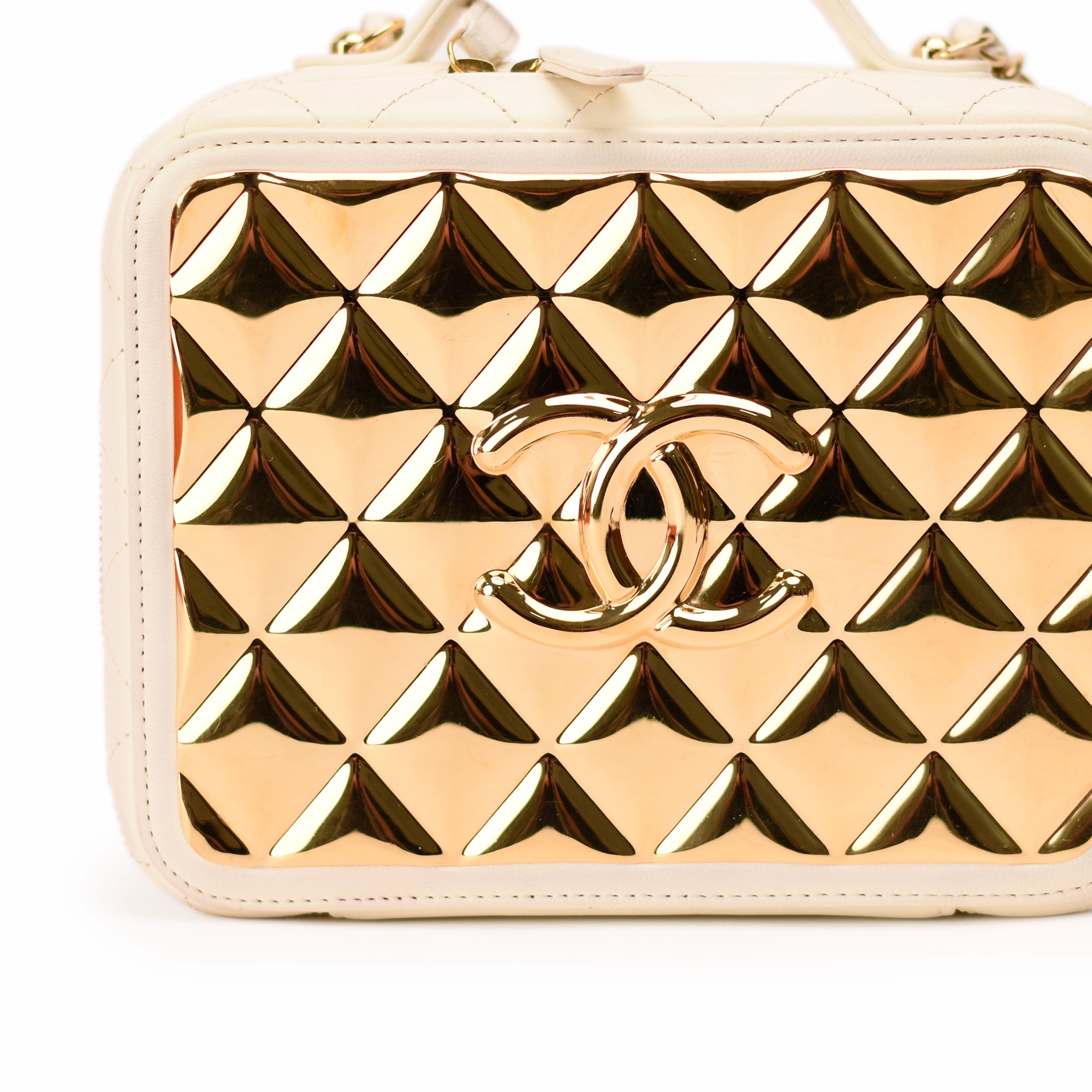 Chanel White Quilted Lambskin and Gold Vanity Case GHW