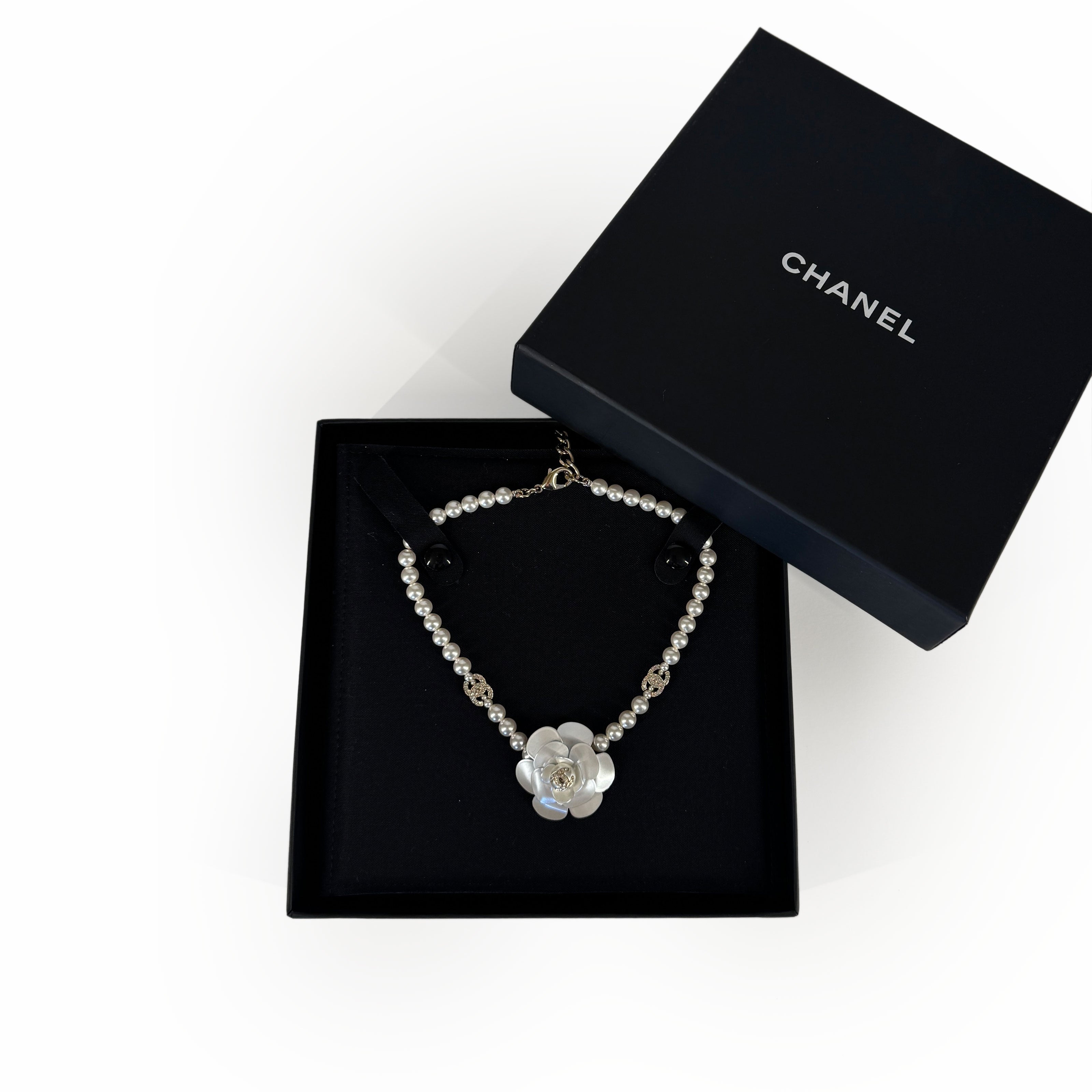 Chanel Camelia Pearl Necklace Champagne
