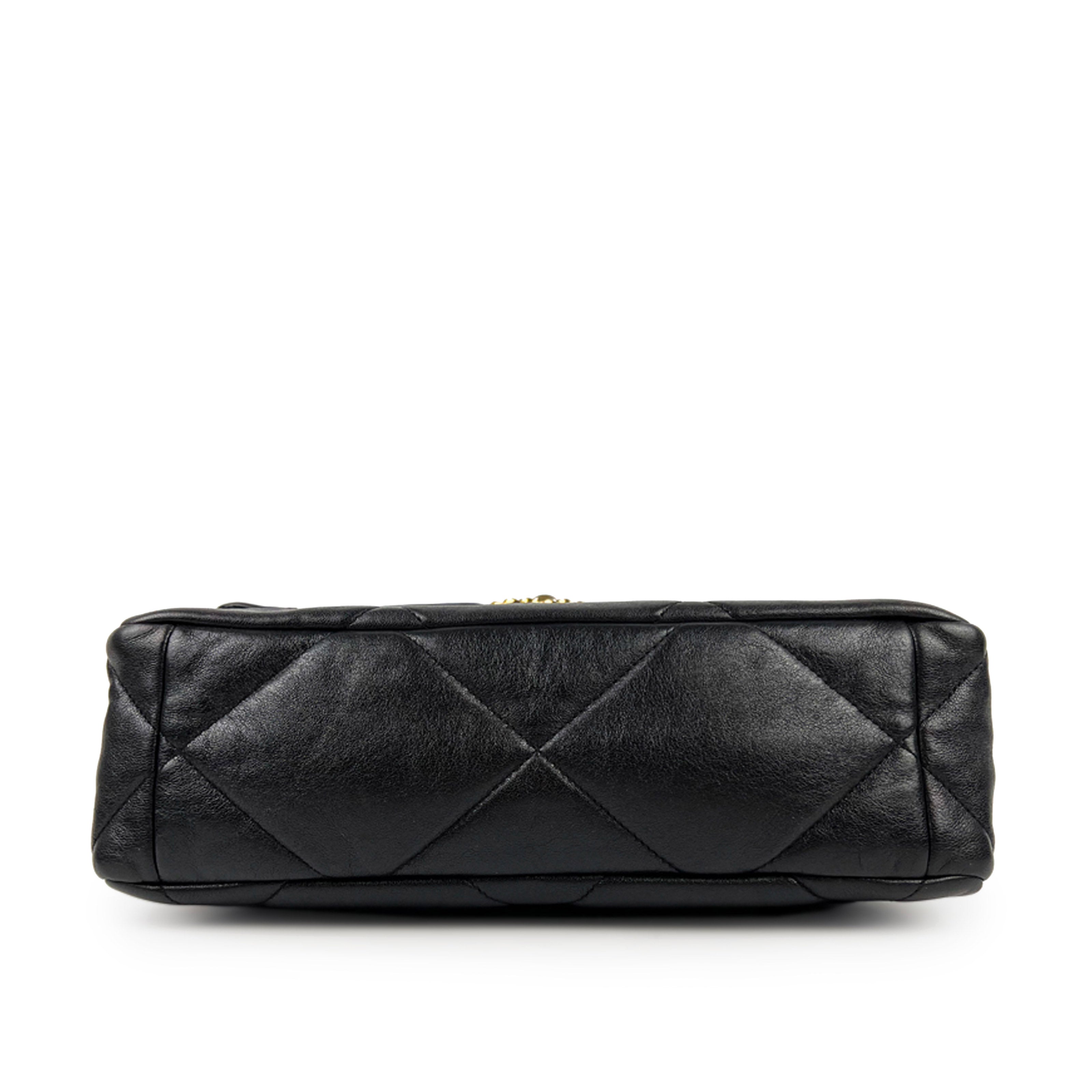Chanel 19 Flap Bag Black Lambskin GHW