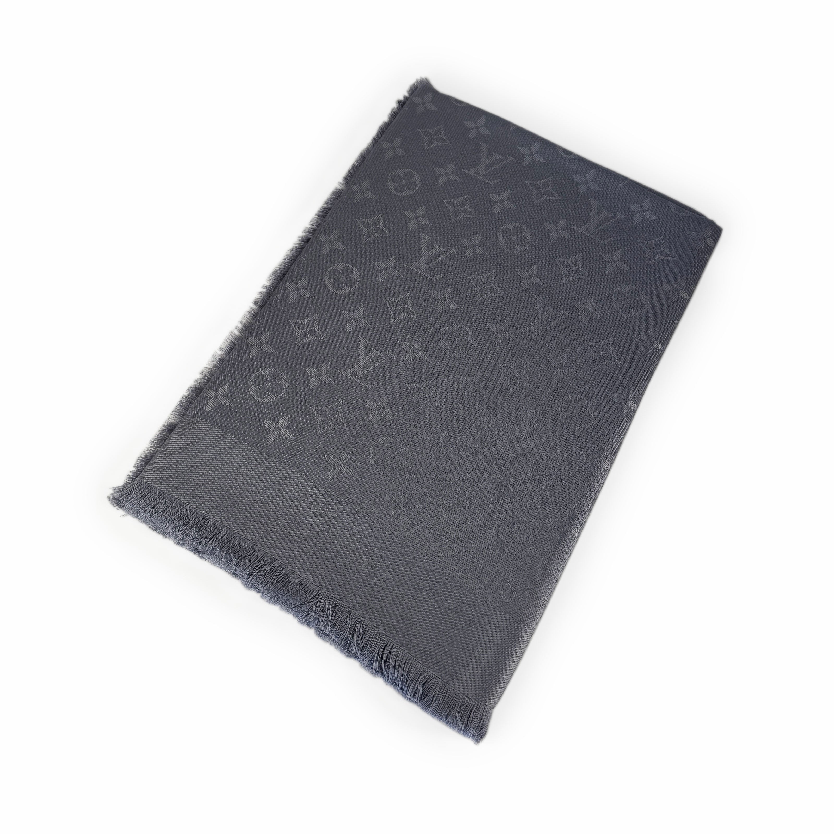 Louis Vuitton Monogram Shawl Gray