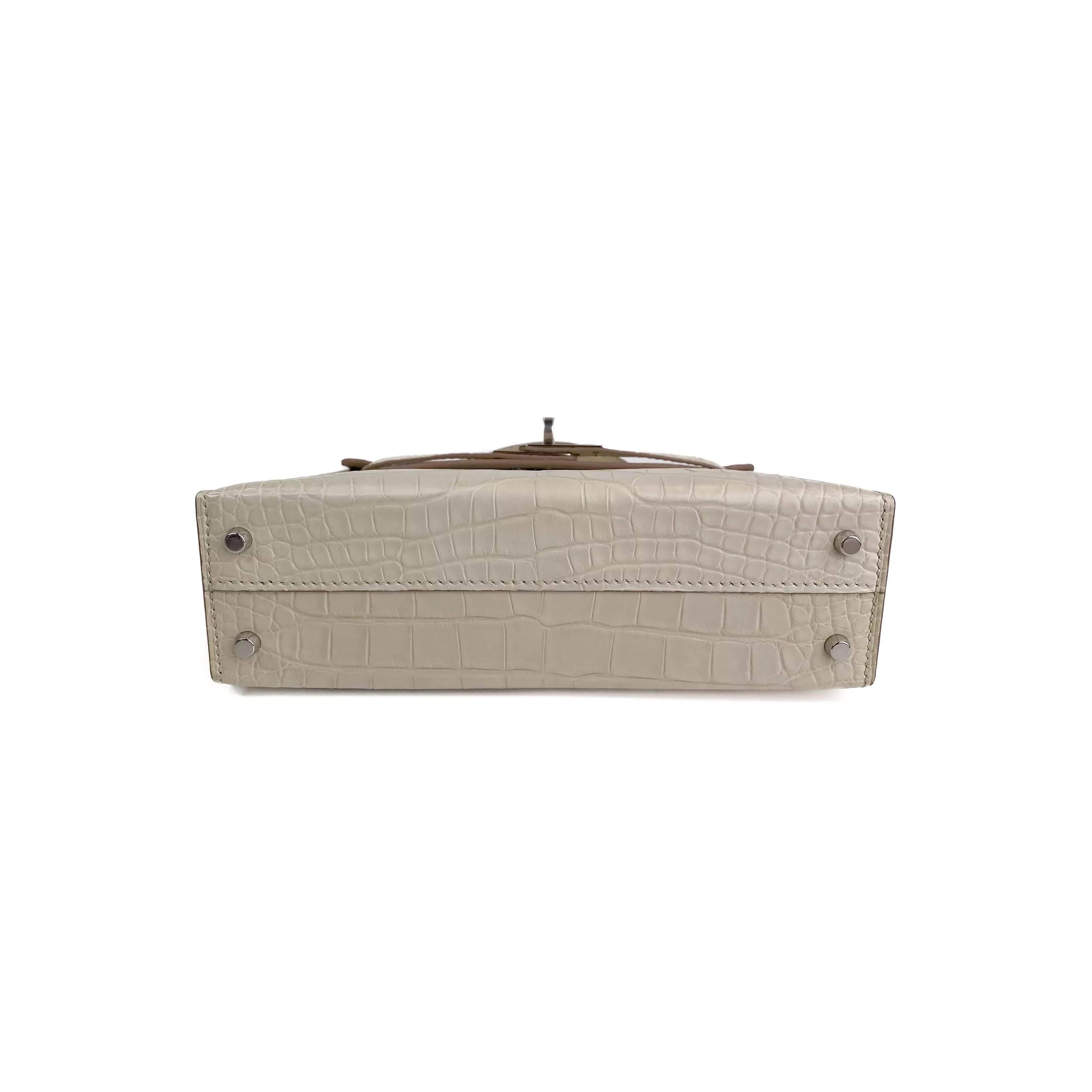 Hermes Mini Kelly Beton Matte Croco PHW Bottom