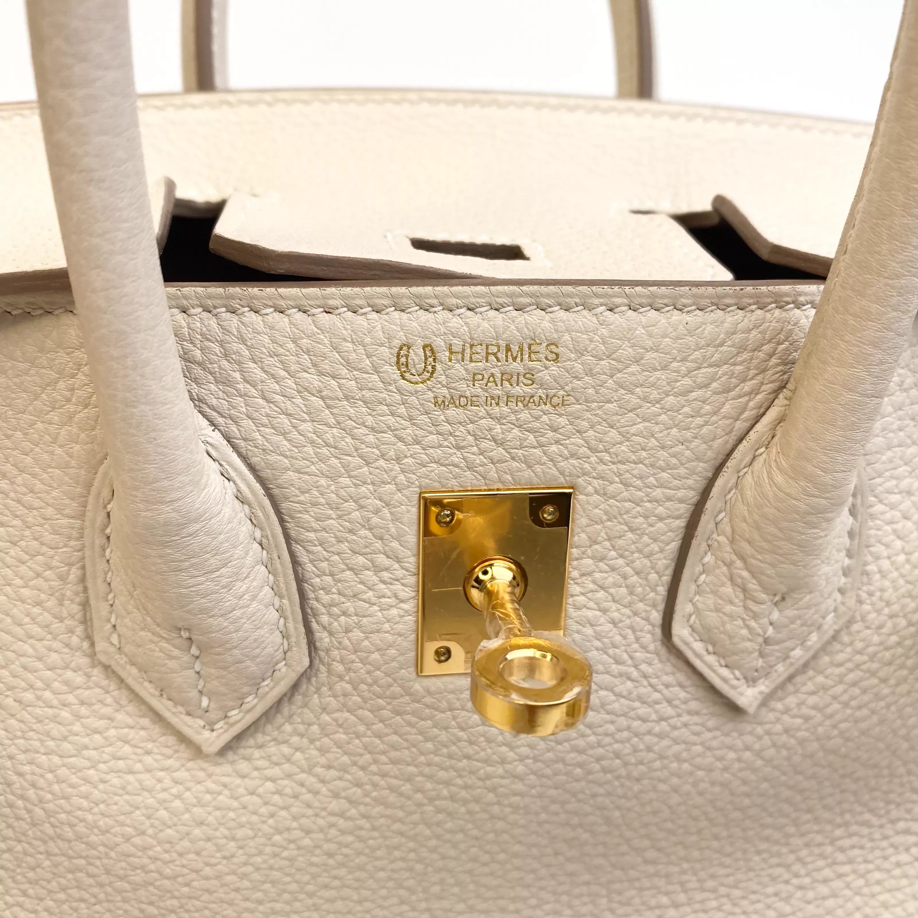 Hermès Birkin 25 Togo Leather Beige Gold Hardware Stamp