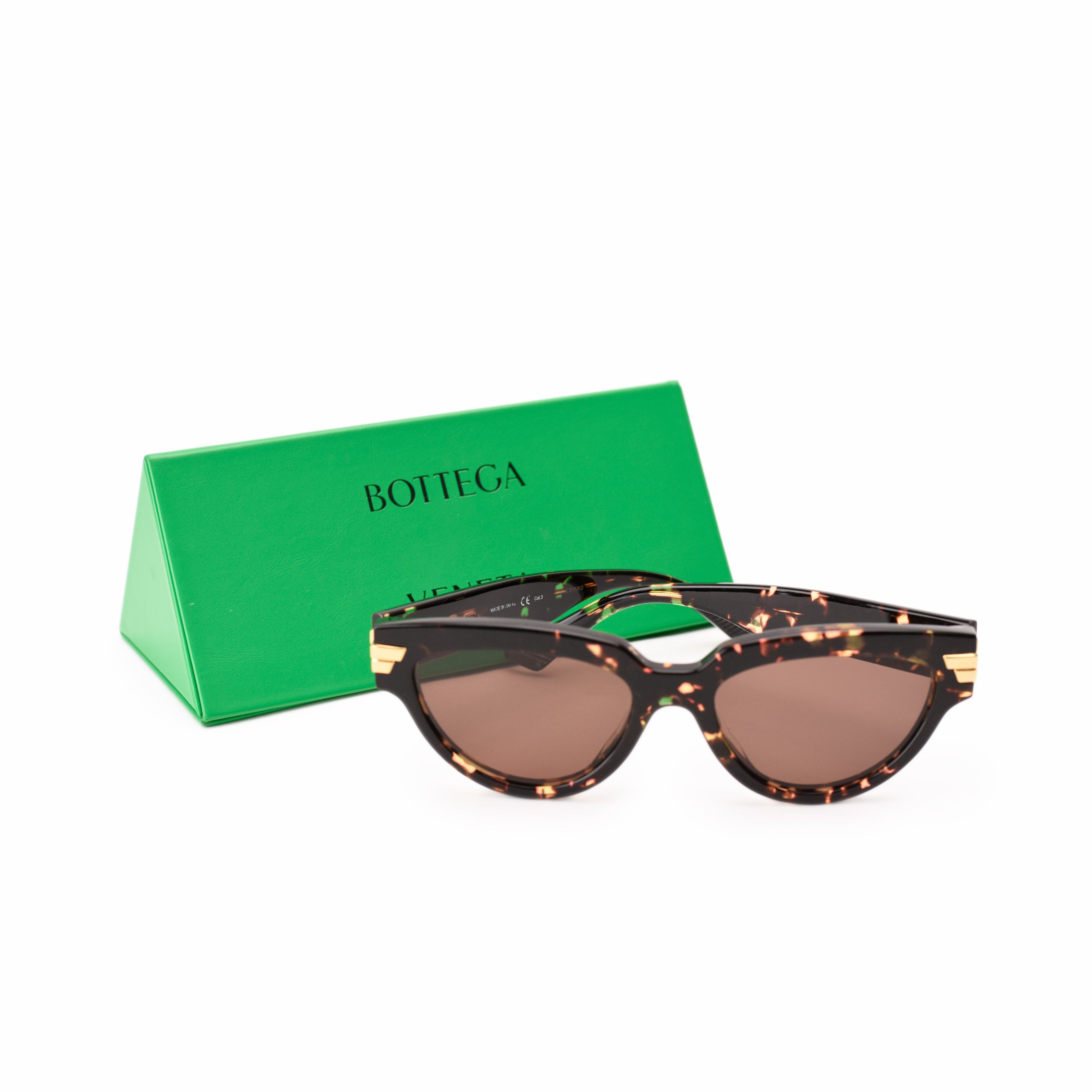 Bottega Veneta Cat-eye Sunglasses