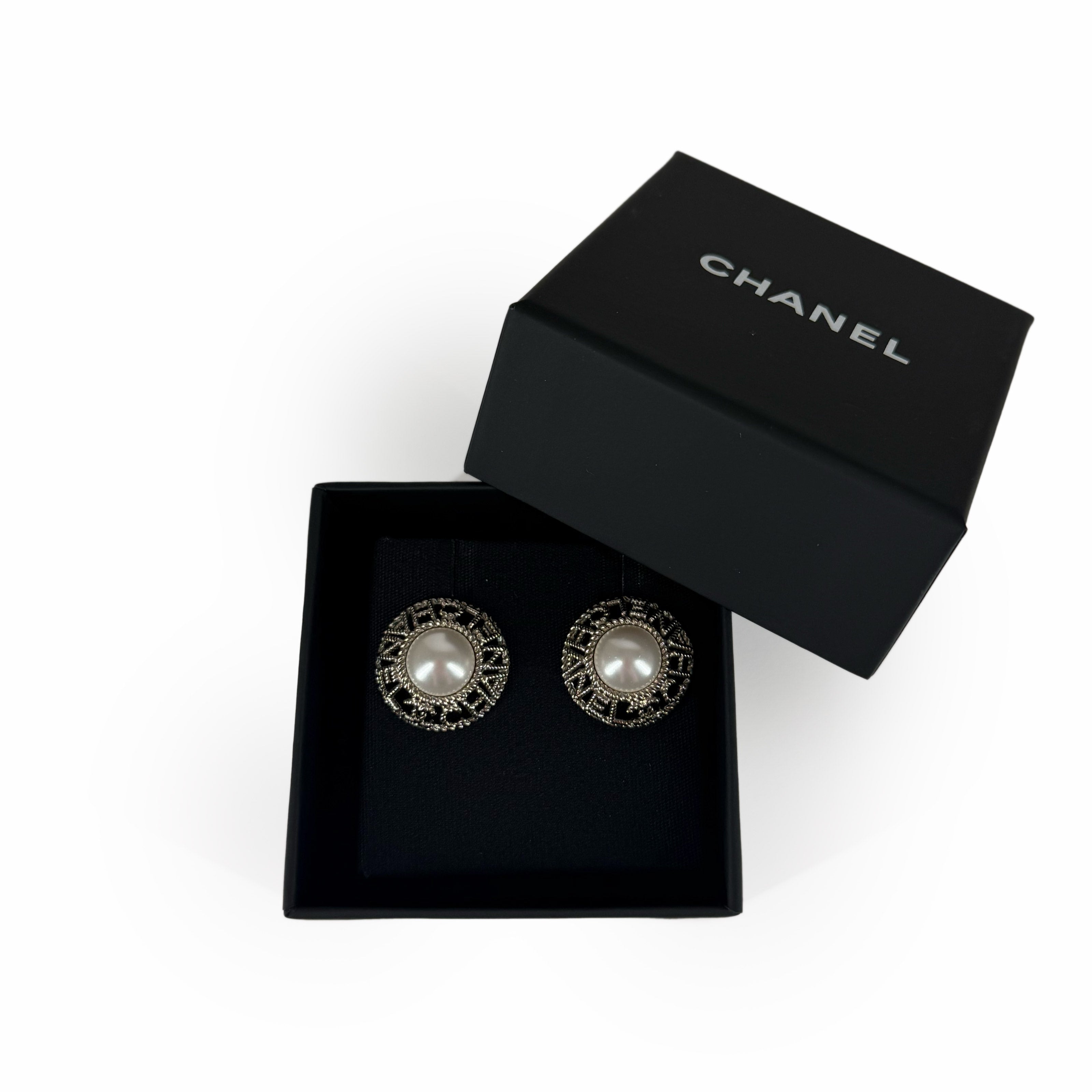 Chanel Pearl Brushed Rutheneum Round Earrings