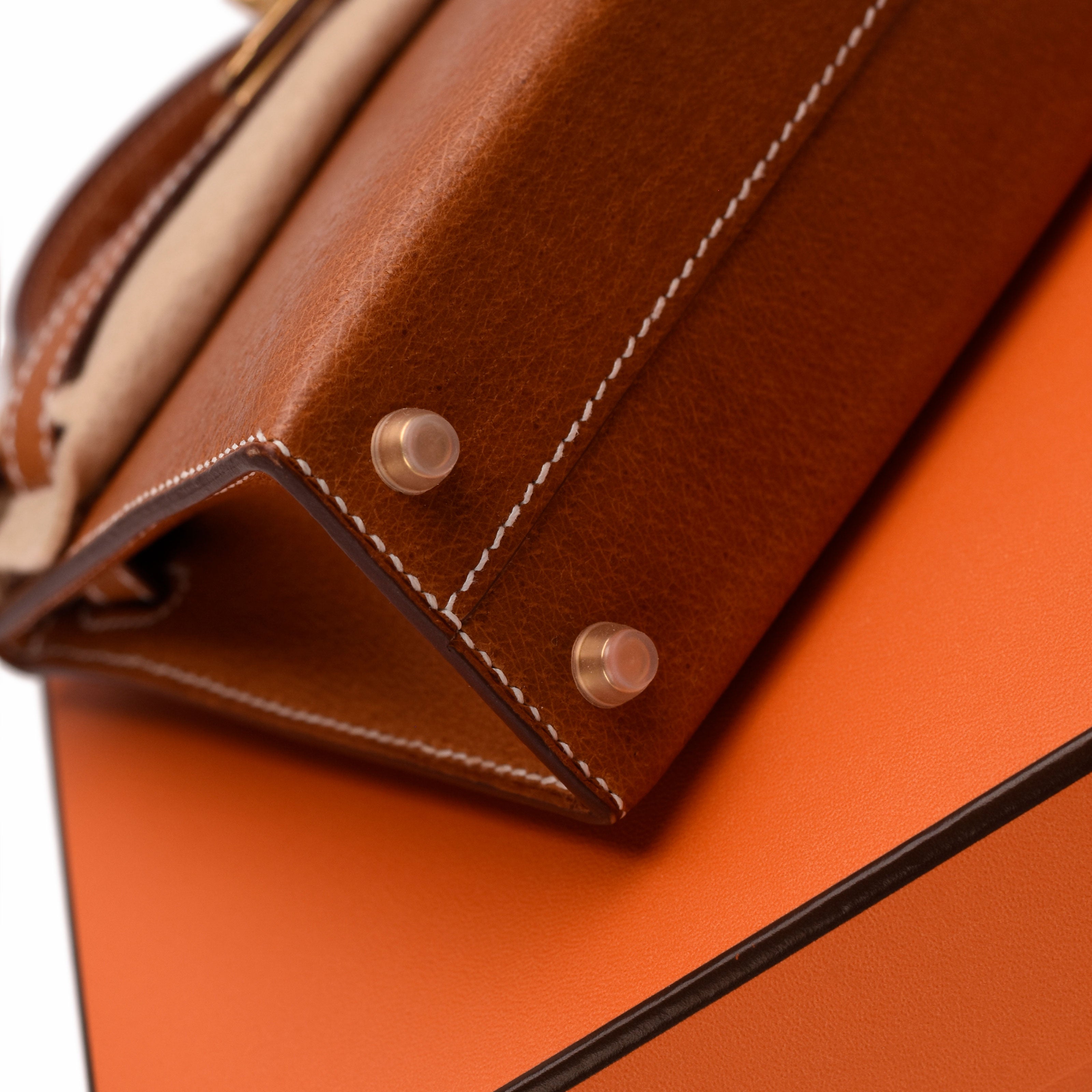 Hermès Mini Kelly Sellier Toffee Porc Leather GHW