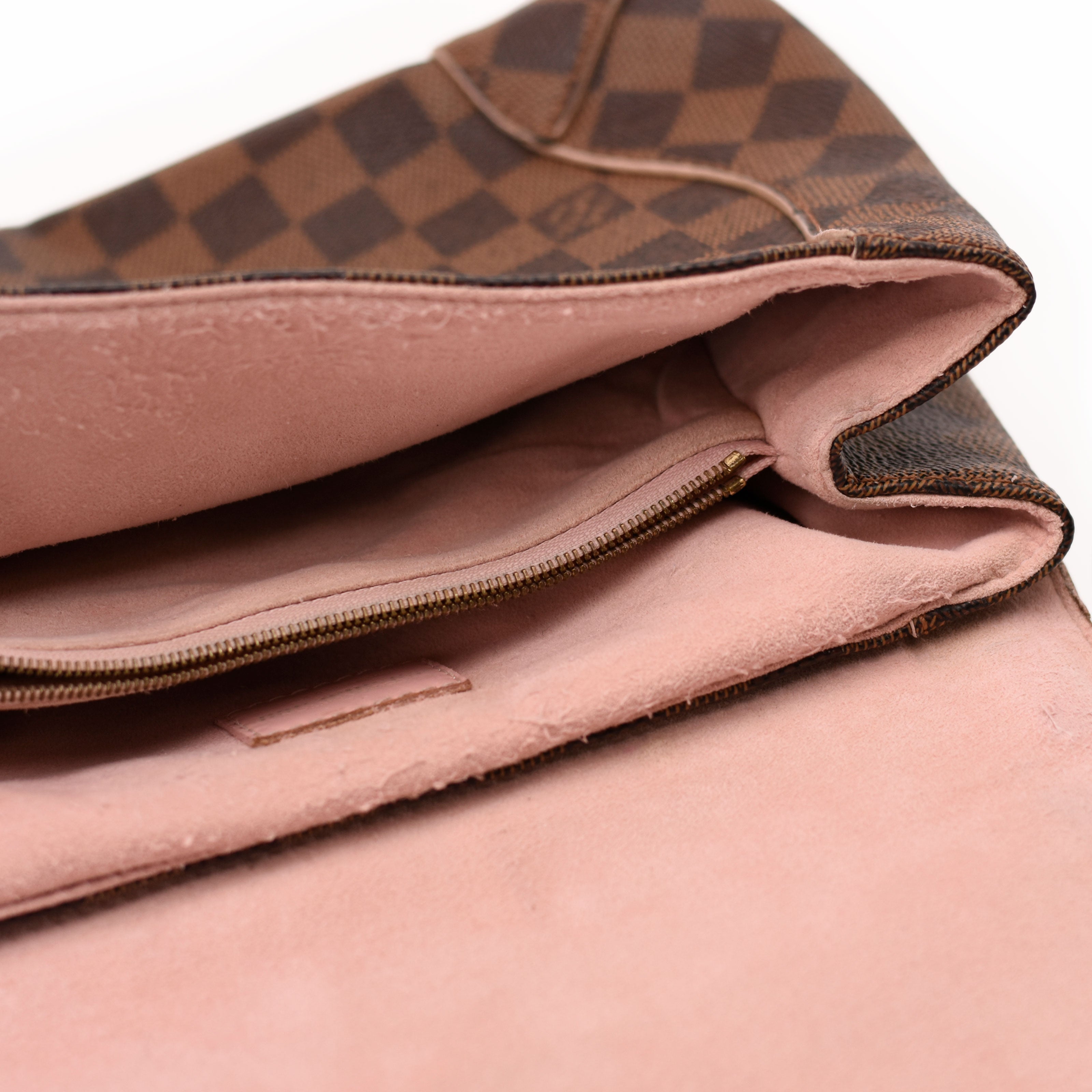 Louis Vuitton Caissa Chain Clutch Bag Rose Ballerine Ebene
