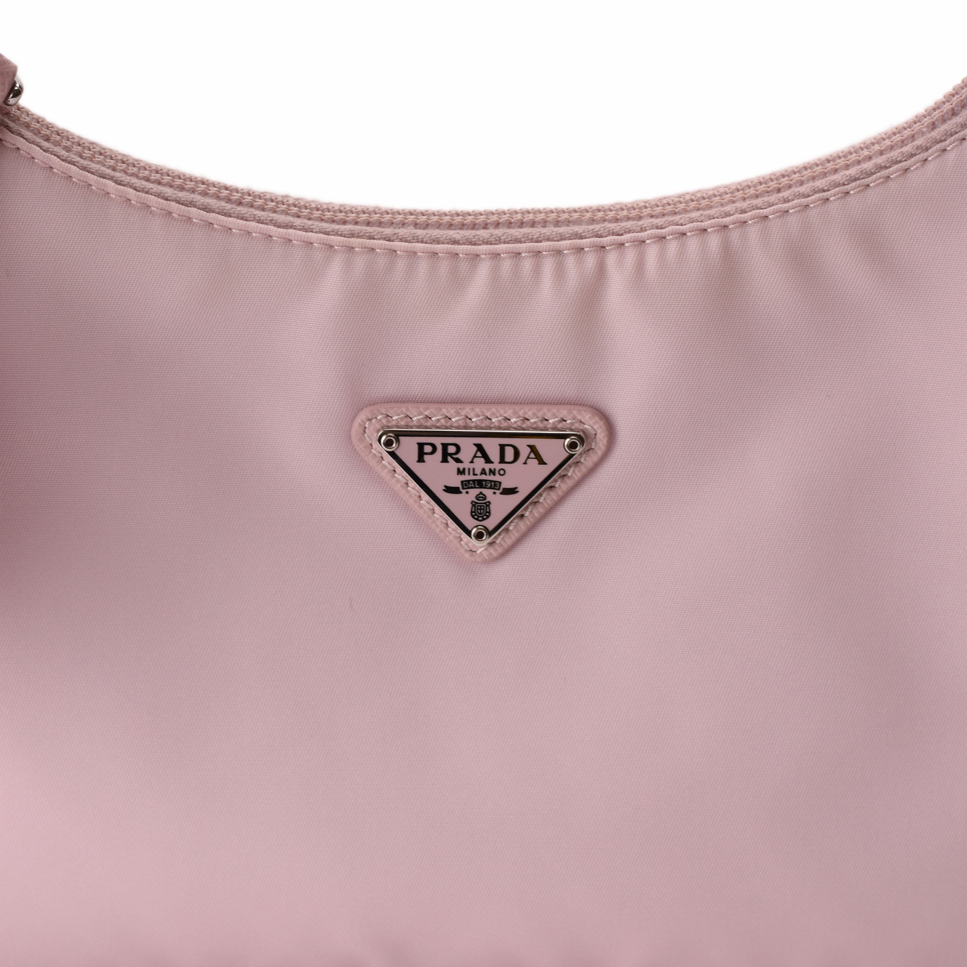 Prada Re-Edition 2000 Mini light pink