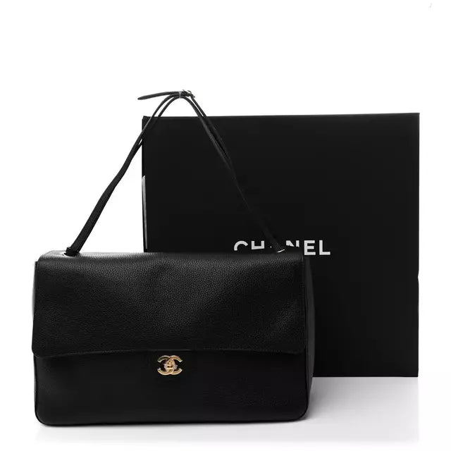 chanel black maxi 32 GHW